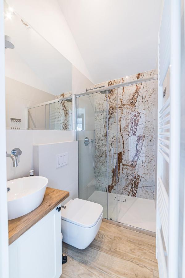 Nowe Domki Deluxe Z Widokiem Na Zatoke Z Basenem I Sauna Oslonino ภายนอก รูปภาพ