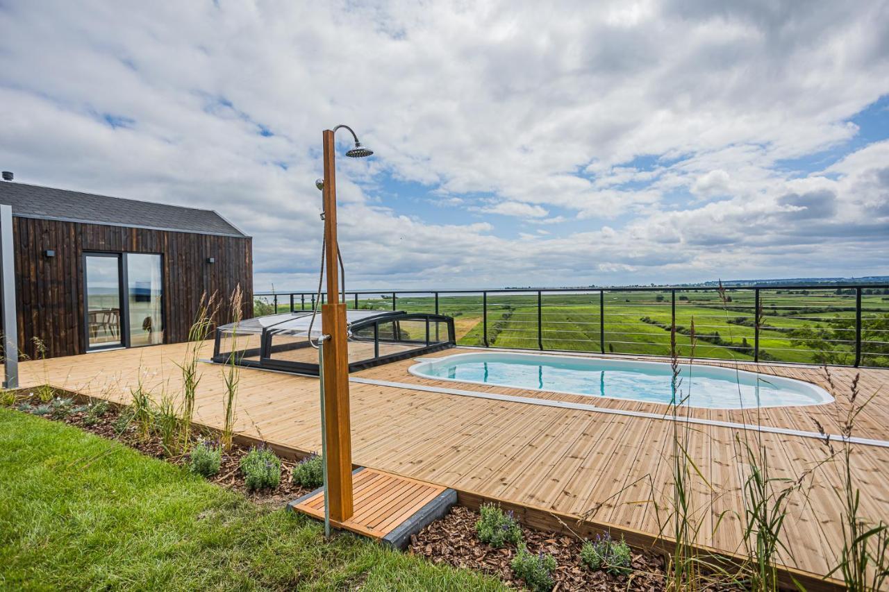 Nowe Domki Deluxe Z Widokiem Na Zatoke Z Basenem I Sauna Oslonino ภายนอก รูปภาพ