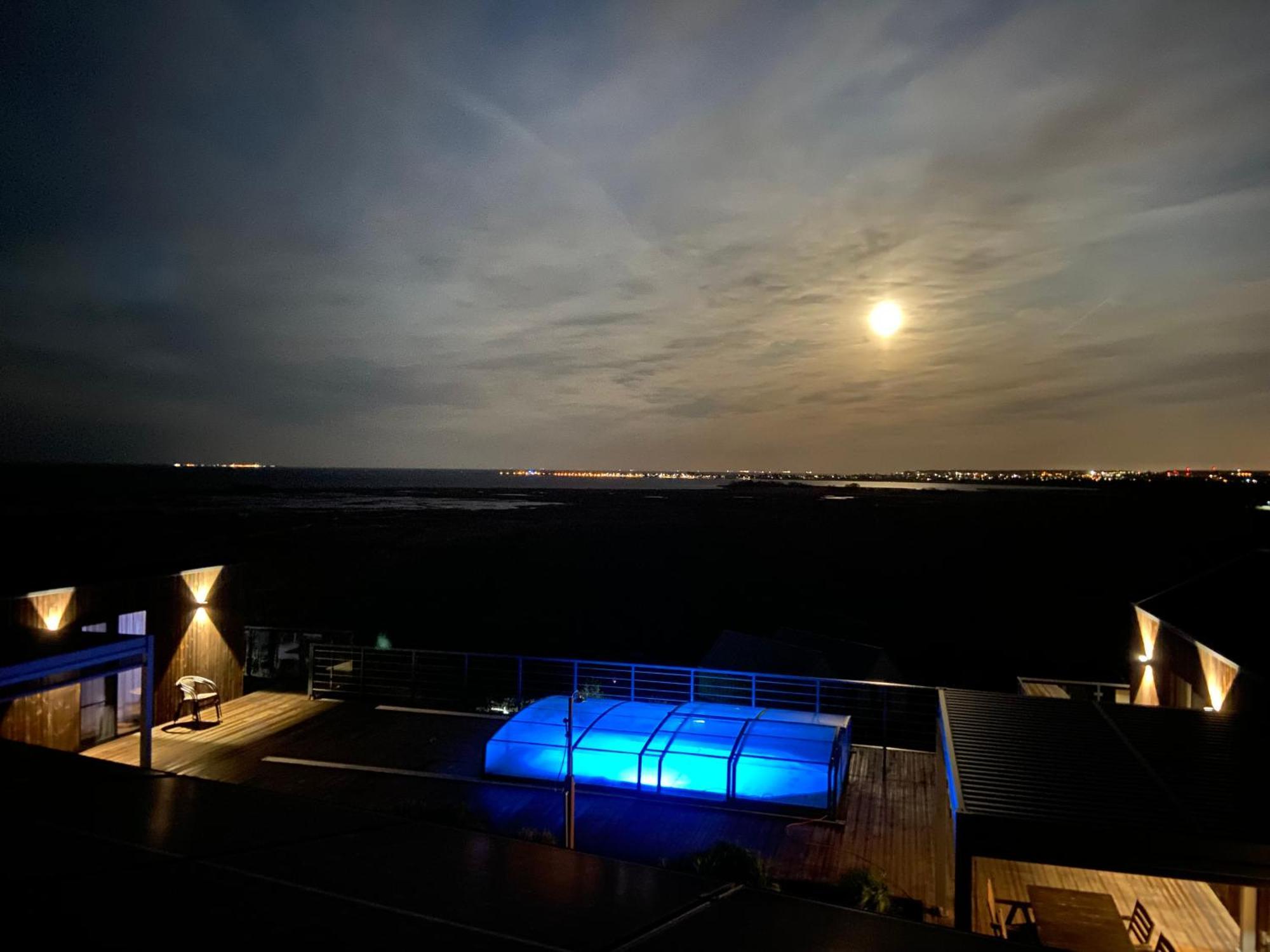 Nowe Domki Deluxe Z Widokiem Na Zatoke Z Basenem I Sauna Oslonino ภายนอก รูปภาพ