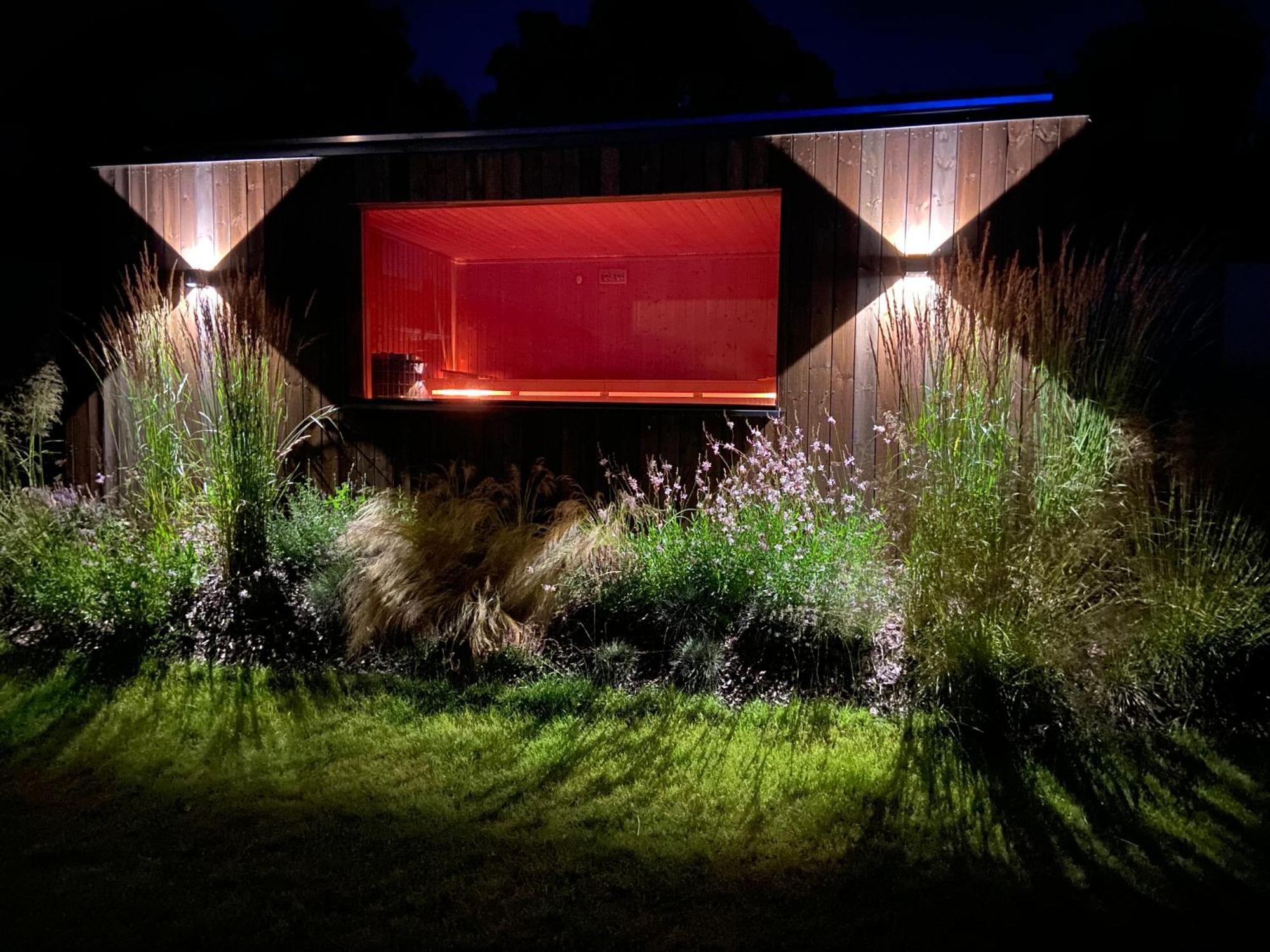 Nowe Domki Deluxe Z Widokiem Na Zatoke Z Basenem I Sauna Oslonino ภายนอก รูปภาพ